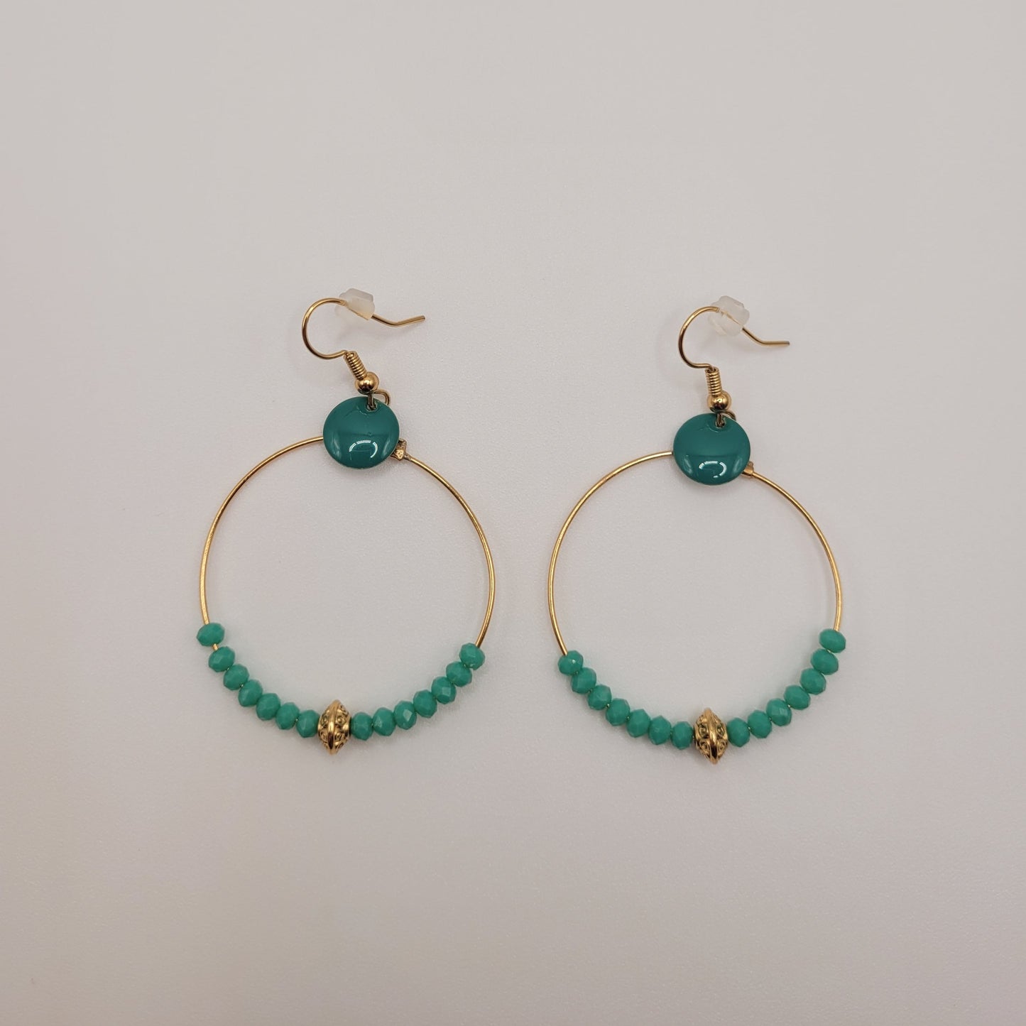 Elena, Boucles d'oreilles créoles dorées à l'or fin turquoise