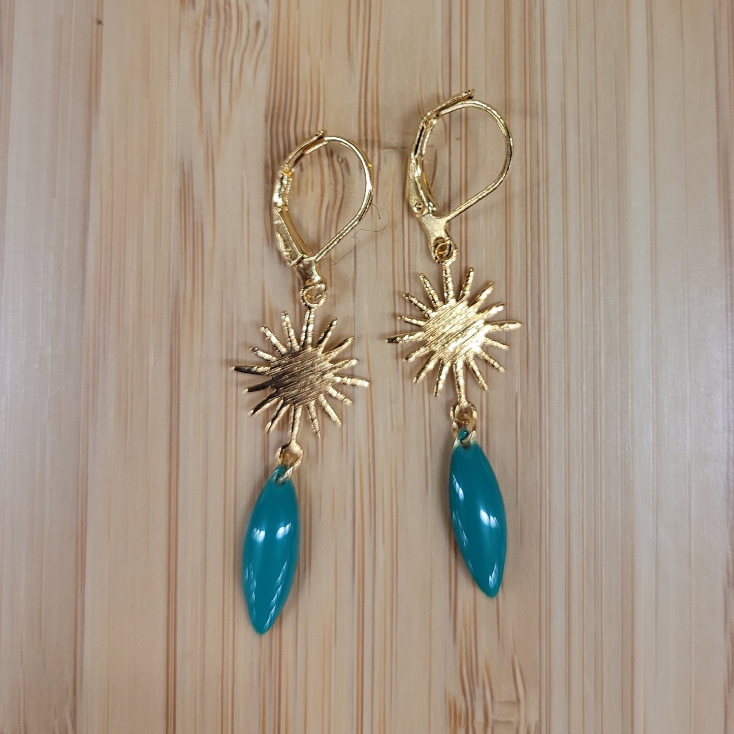 Aya, Boucles d'oreilles étoiles dorées à l'or fin